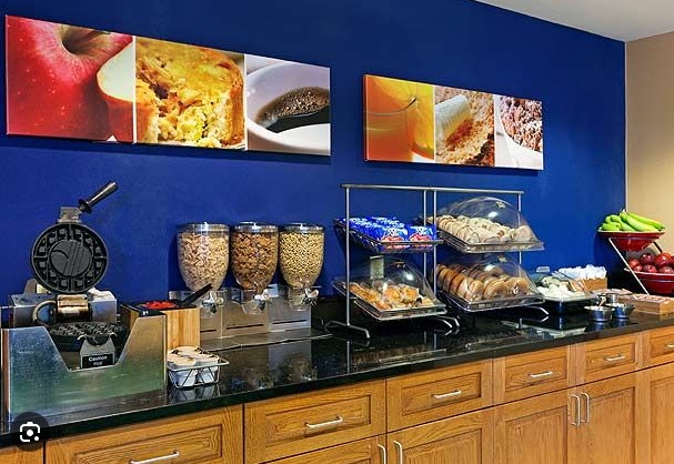 Breakfast Hours at Fairfield Inn