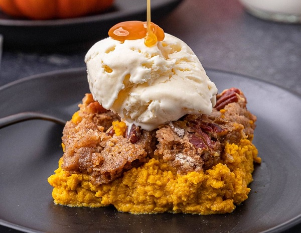 Pumpkin Dump Cake Recipe Pinterest