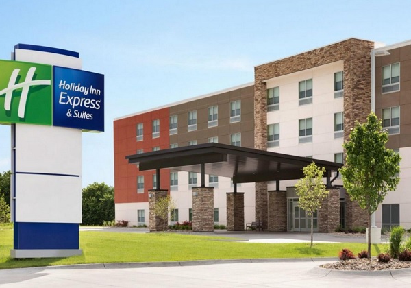 What Time is Breakfast Holiday Inn Express