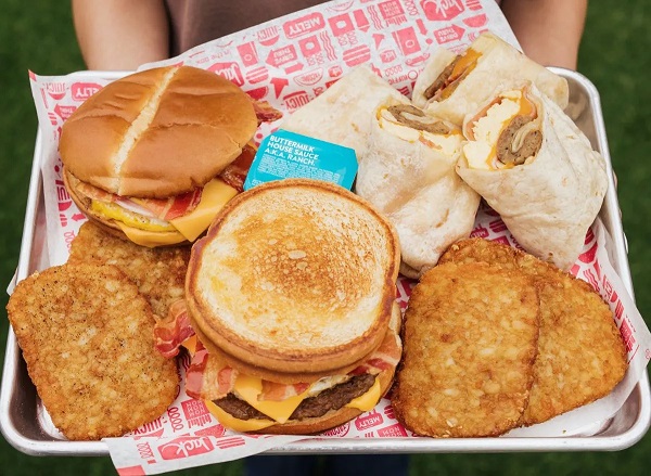 When Does Hardee's Breakfast Start