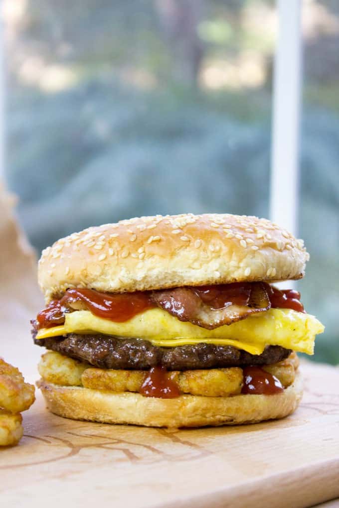 Carls Jr Breakfast Hours
