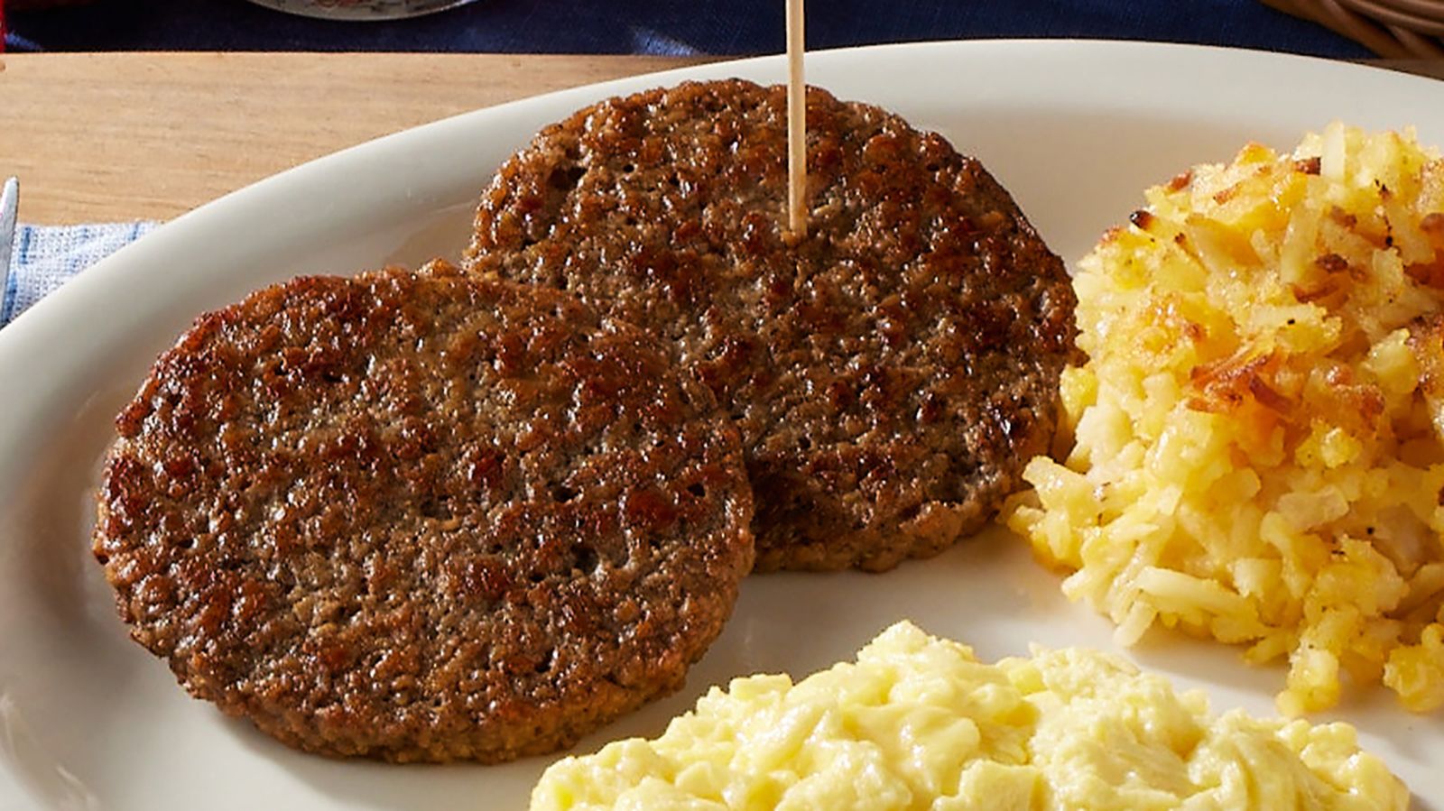 What Time Does Cracker Barrel Stop Serving Breakfast