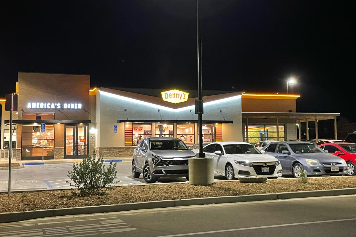 What Time Does Denny'S Open