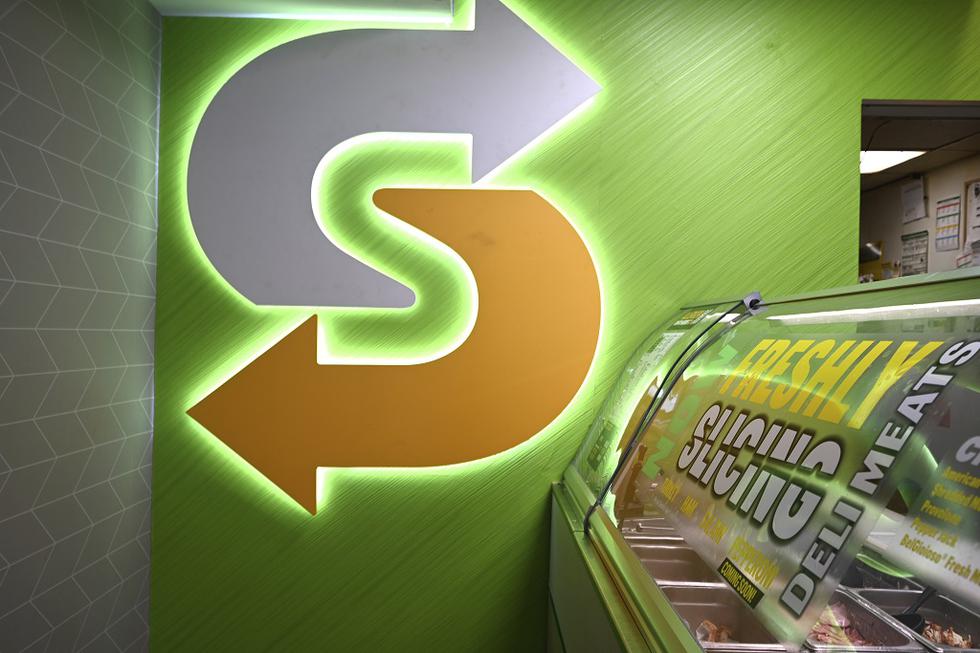 What Time Does Subway Open for Lunch