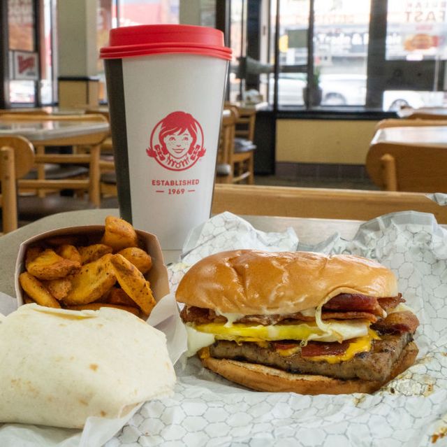 When Does Wendys Start Lunch
